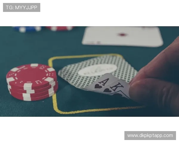 凯发赌场扑克专业客服全天在线，快速解决玩家在游戏中遇到的各种问题