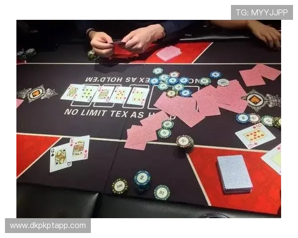 德州扑克锦标赛年度精彩回顾与比赛规则详解