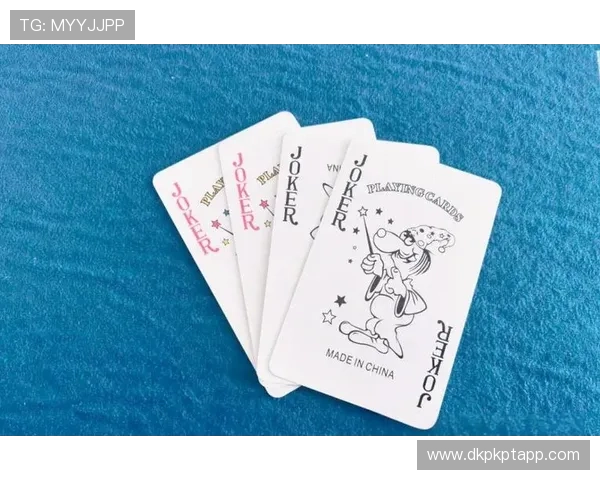 深入探讨扑克牌的十二种经典玩法，让你在娱乐中不断提升牌技水平